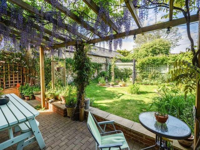 House for sale in Ewens Farm, Golden Valley