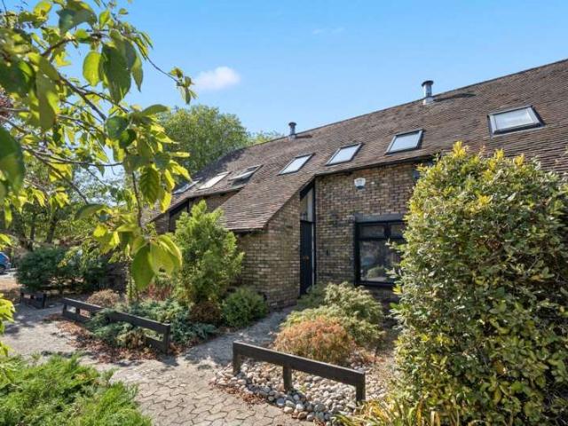 House for sale in Bisham