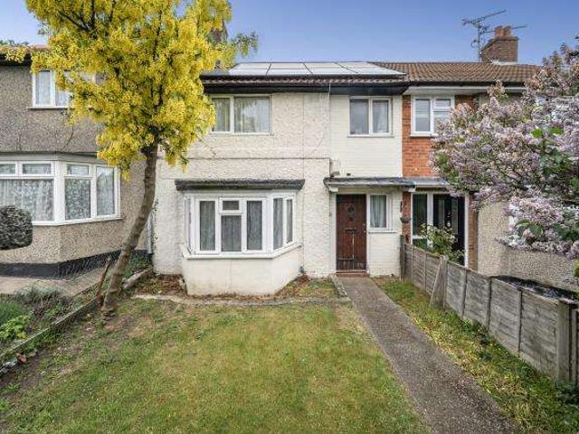House for sale in Dee Park, Reading