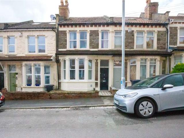 House for sale in Horfield, Feckenham