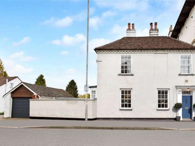 House for sale in Worcestershire
