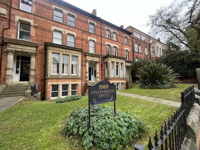 House for sale in Hyde Park, West Yorkshire