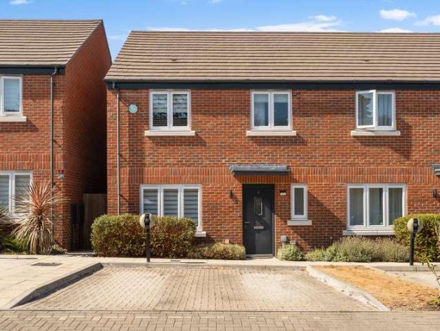 House for sale in Ottershaw, Runnymede