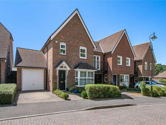 House for sale in Marehill, Horsham