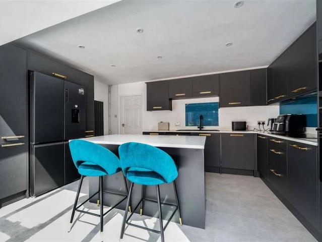 House for sale in Hill Park, Fareham