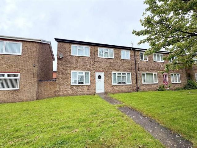 House for sale in New York, North Tyneside