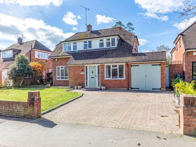 House for sale in Sheerwater, Woking