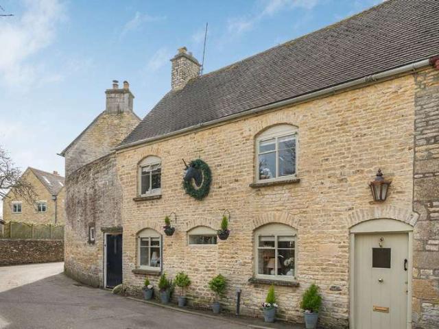 House for sale in Minchinhampton, School House