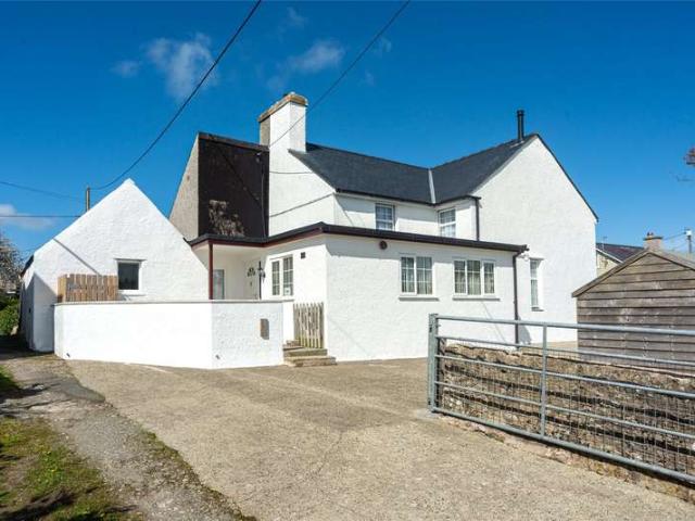 House for sale in Llanfair-Mathafarn-Eithaf, Tynygongl