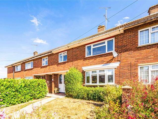House for sale in Eaton Bray, Bedfordshire
