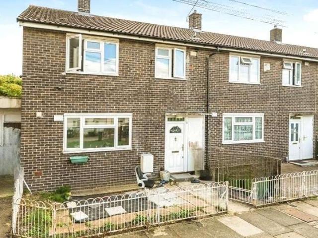 House for sale in Royal Borough of Greenwich, Greater London