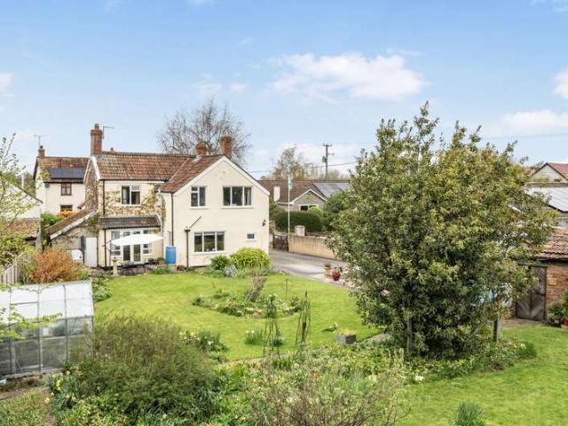House for sale in Northmoor Green or Moorland, North Petherton