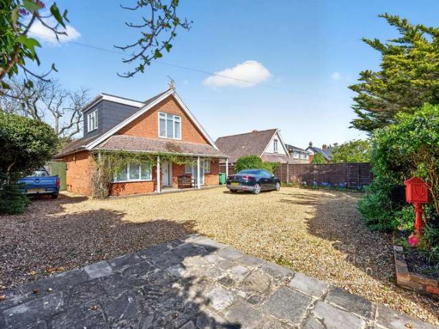 House for sale in Wootton Bridge, Isle of Wight