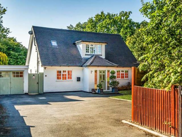 House for sale in Finchampstead