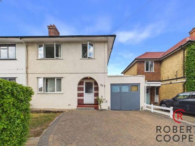 House for sale in Lane, Greater London