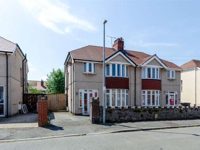 House for sale in Old Colwyn, Wales