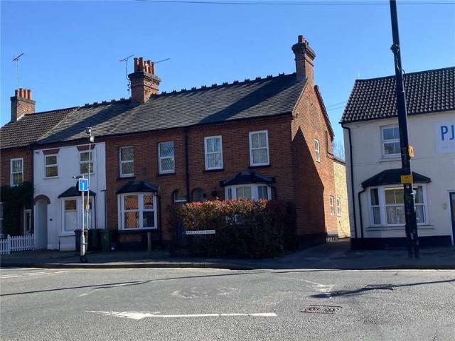 House for sale in Old Dean, Heol-las