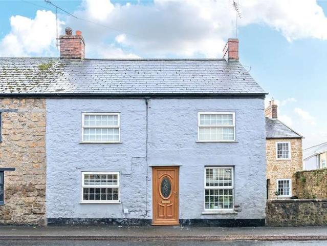 House for sale in Ilminster, Somerset