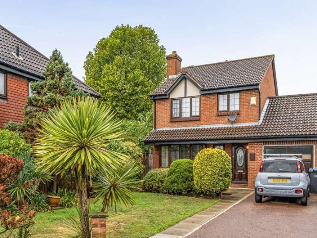 House for sale in London Borough of Enfield, Greater London
