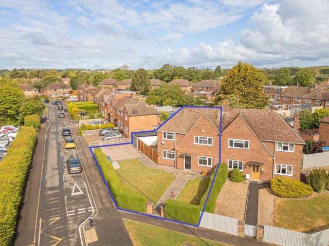 House for sale in Green Close, Warwickshire