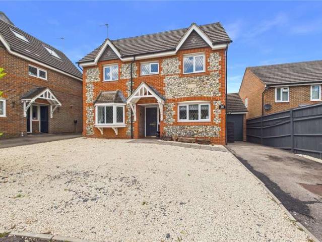 House for sale in Shinfield, Three Mile Cross
