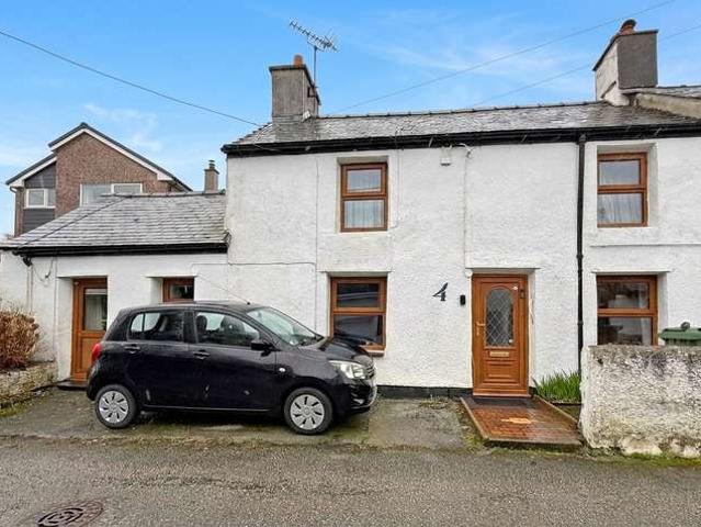 House for sale in Llanllechid, Wales