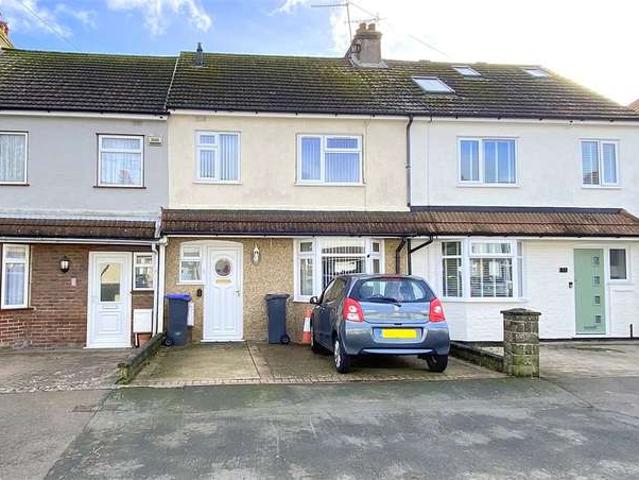 House for sale in Fishersgate, West Sussex