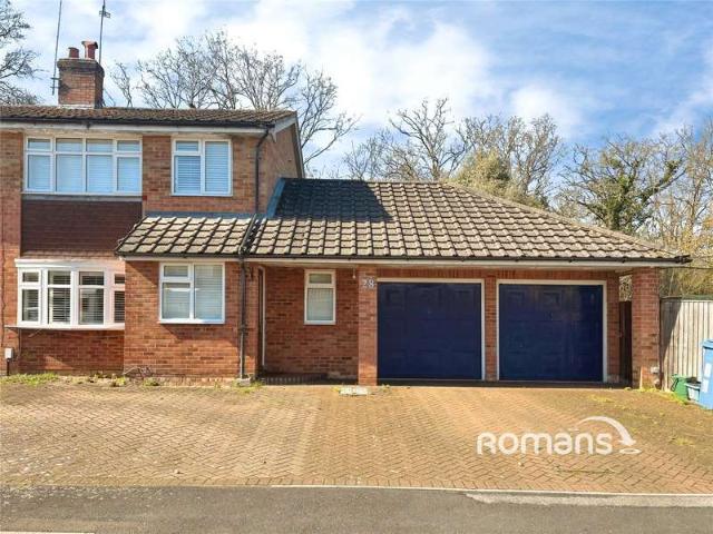 House for sale in Moulsham Green, Hart