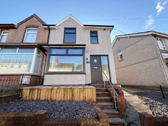 House for rent in Gilfach, Tir-y-berth