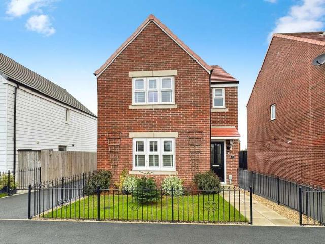 House for sale in Dale Hill, Essex