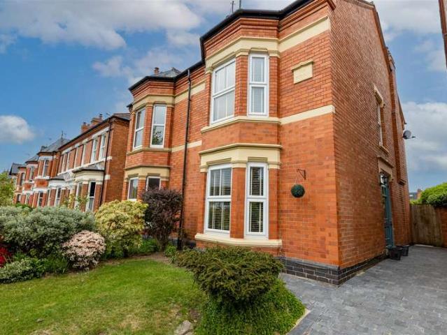 House for sale in Pitmaston, Worcestershire