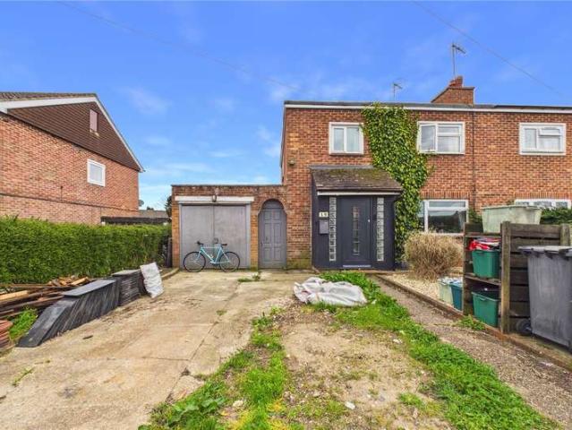 House for sale in Theale, West Berkshire