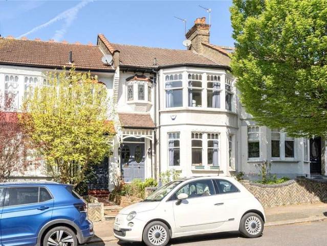 House for sale in Palmers Green, Greater London