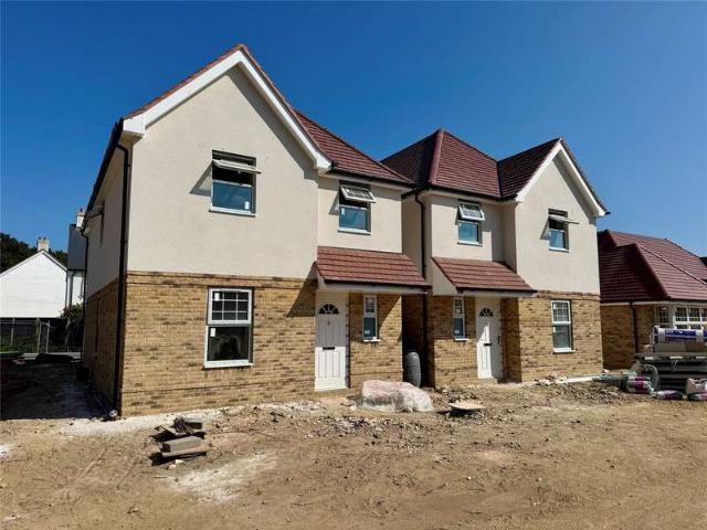 House for sale in Highcliffe