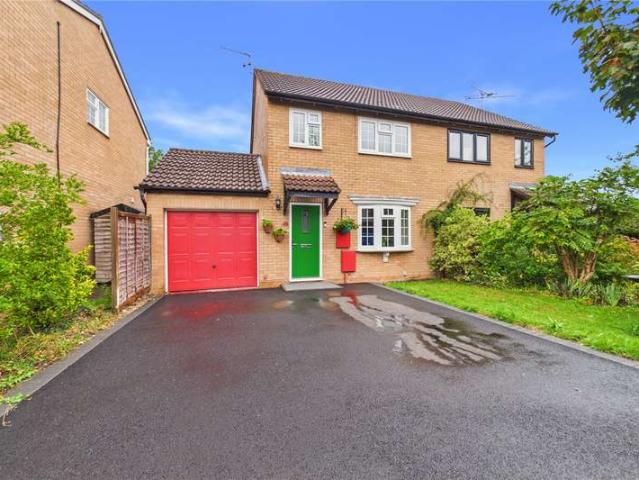 House for sale in Burghfield Common, West Berkshire