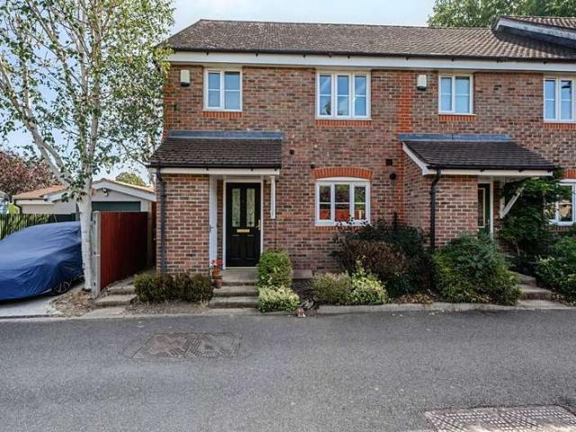 House for sale in Bellfields, Westborough