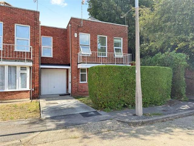 House for sale in Prittlewell, Alton Barnes