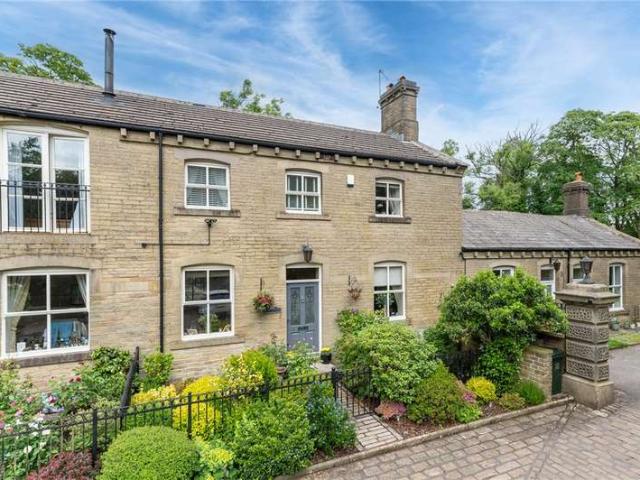 House for sale in Denholme, Bradford