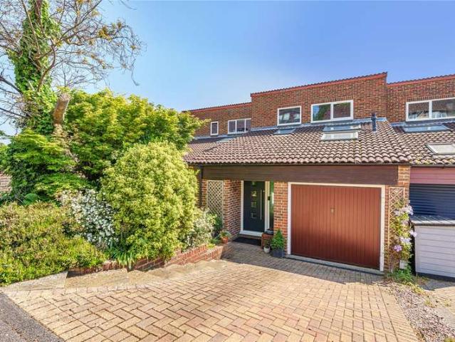 House for sale in Guildford Park, Westborough
