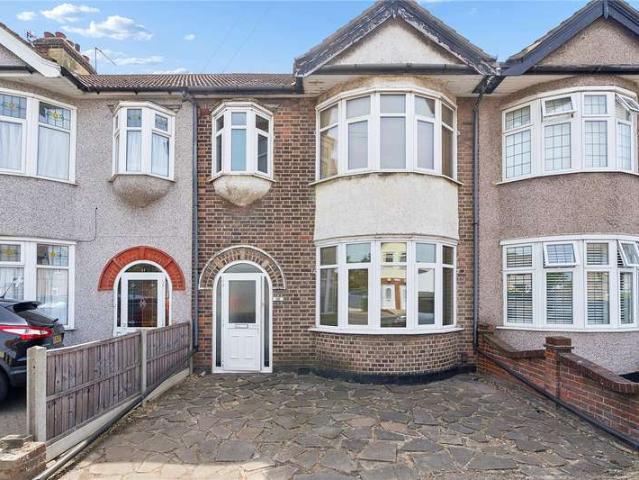 House for sale in Chadwell Heath, Greater London