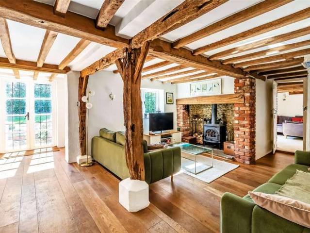 House for sale in Pachesham Park, Surrey