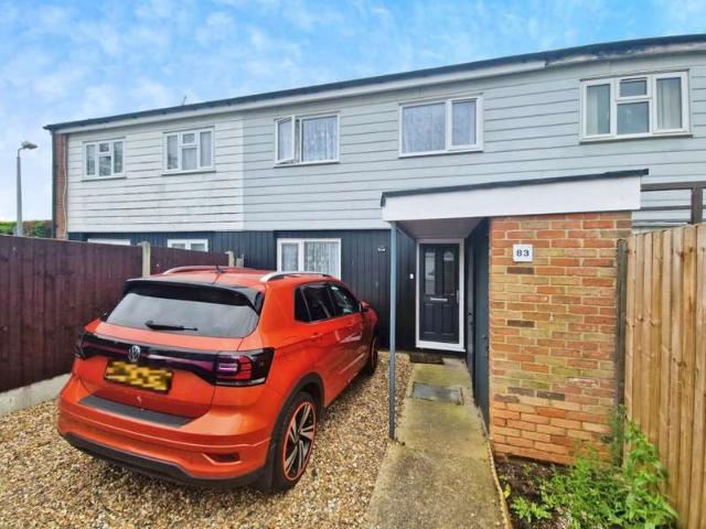 House for sale in Stanford-le-hope, Essex