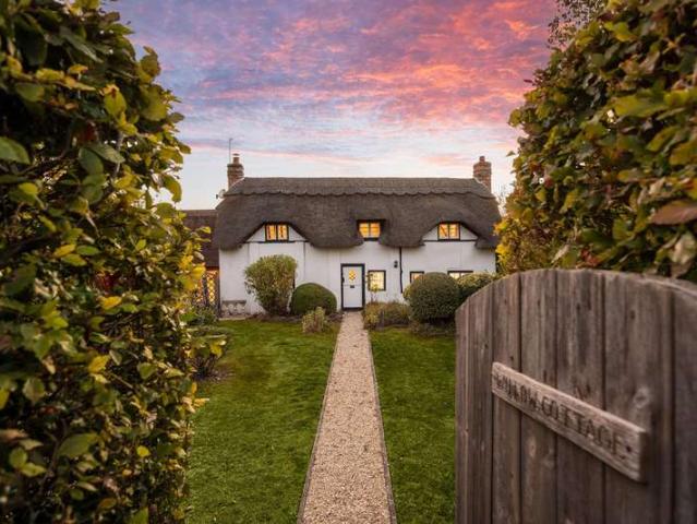 House for sale in Dromore, Oxfordshire