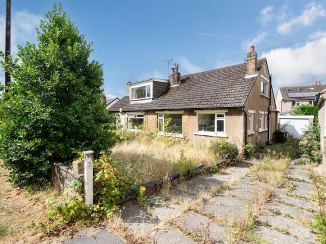 House for sale in Cottingley, West Yorkshire