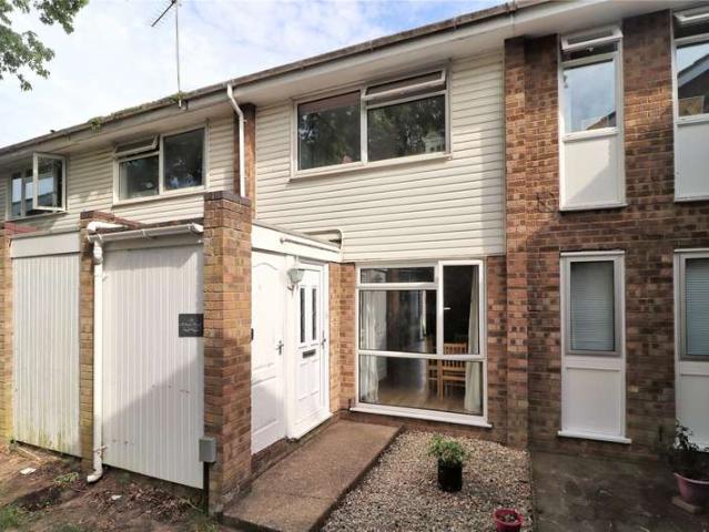 House for sale in Goldsworth Park, Woking