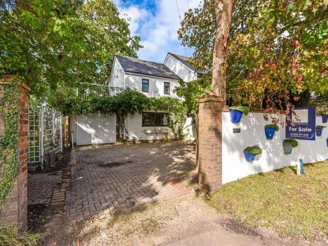 House for sale in Clapham, West Sussex