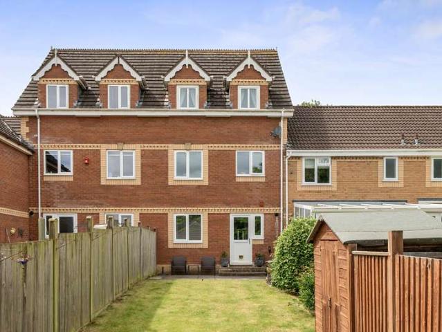 House for sale in Cadbury Heath, South Gloucestershire