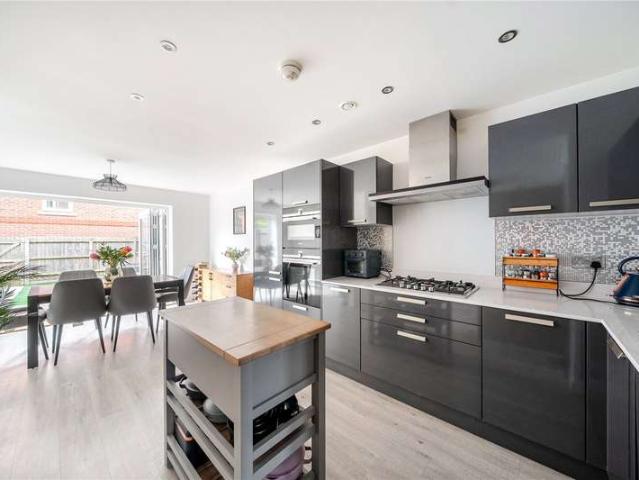 House for sale in The Butts, Kent