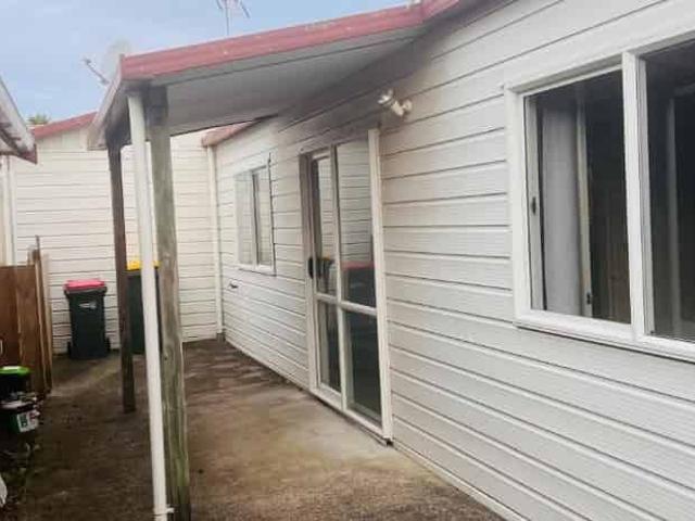 House for rent in Howick, Oroua County
