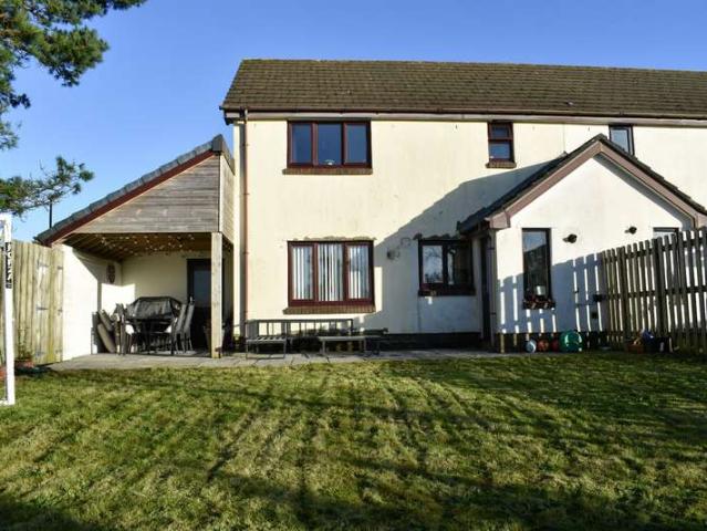 House for sale in Mount Ambrose, Cornwall